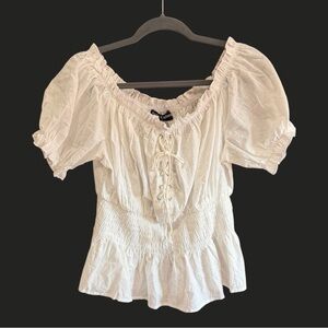 NWT SCARLET DARKNESS Renaissance Peasant Blouse White Lace Up M